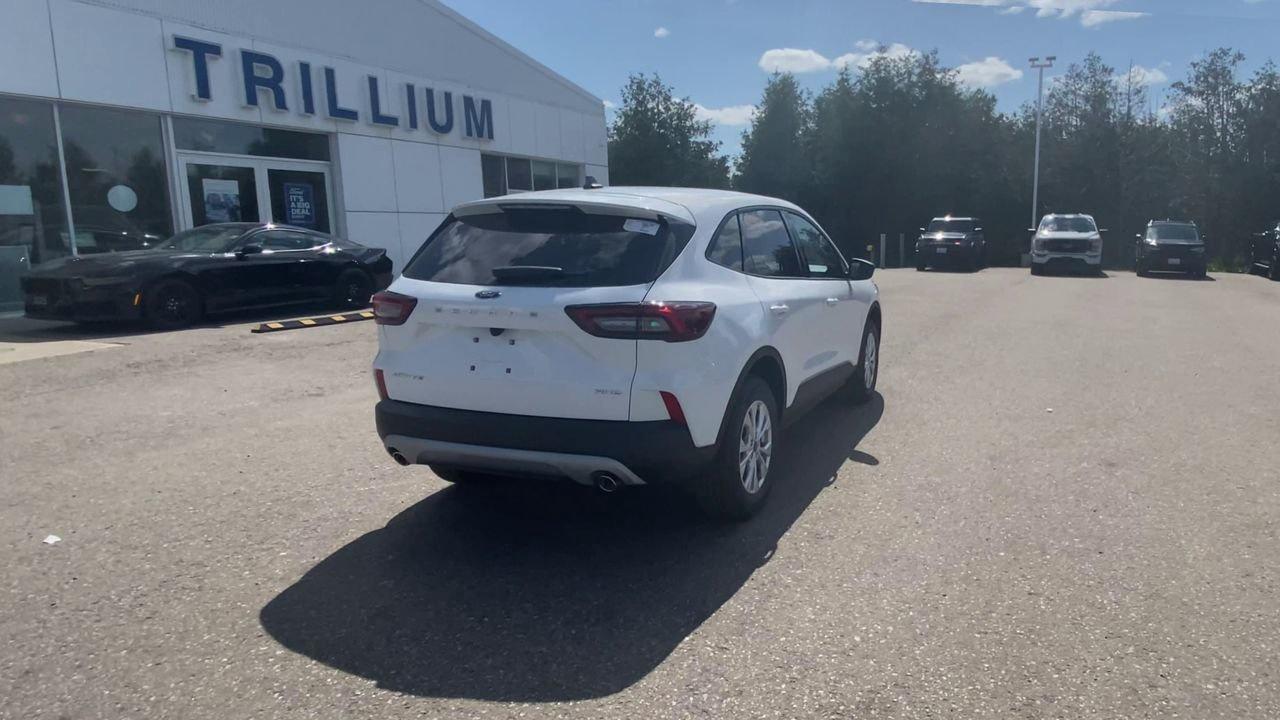 2025 Ford Escape Active Photo