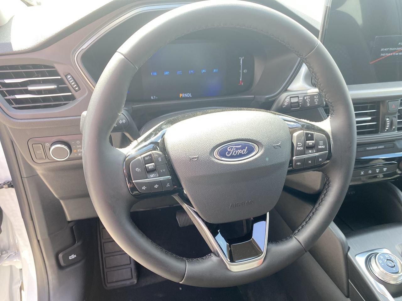 2025 Ford Escape Active Photo