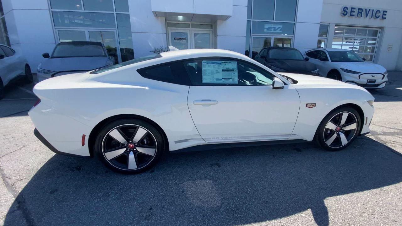2025 Ford Mustang Fastback GT PREMIUM Photo