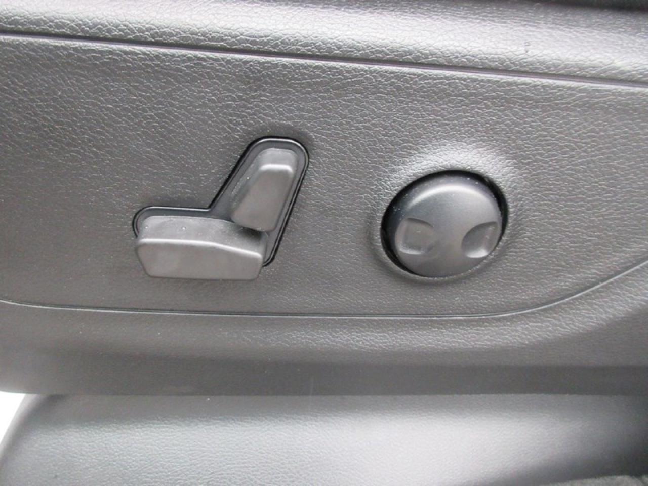 2022 RAM 1500 Crew Cab Big Horn 4X4 Photo