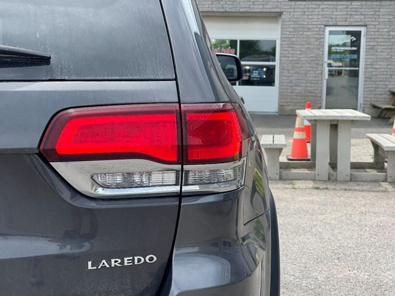 2021 Jeep Grand Cherokee Laredo Photo