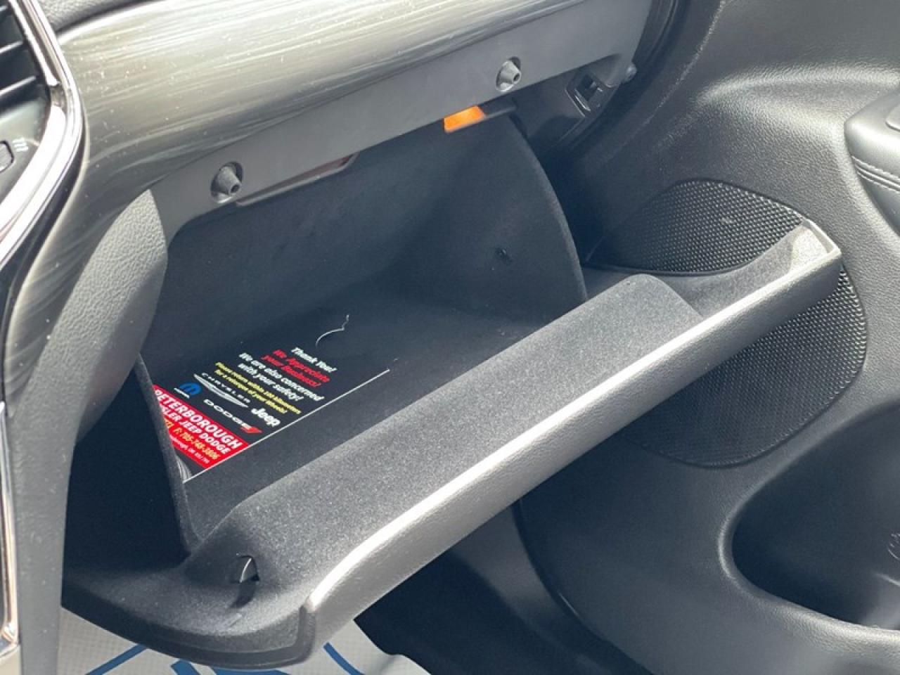 2021 Jeep Grand Cherokee Laredo Photo