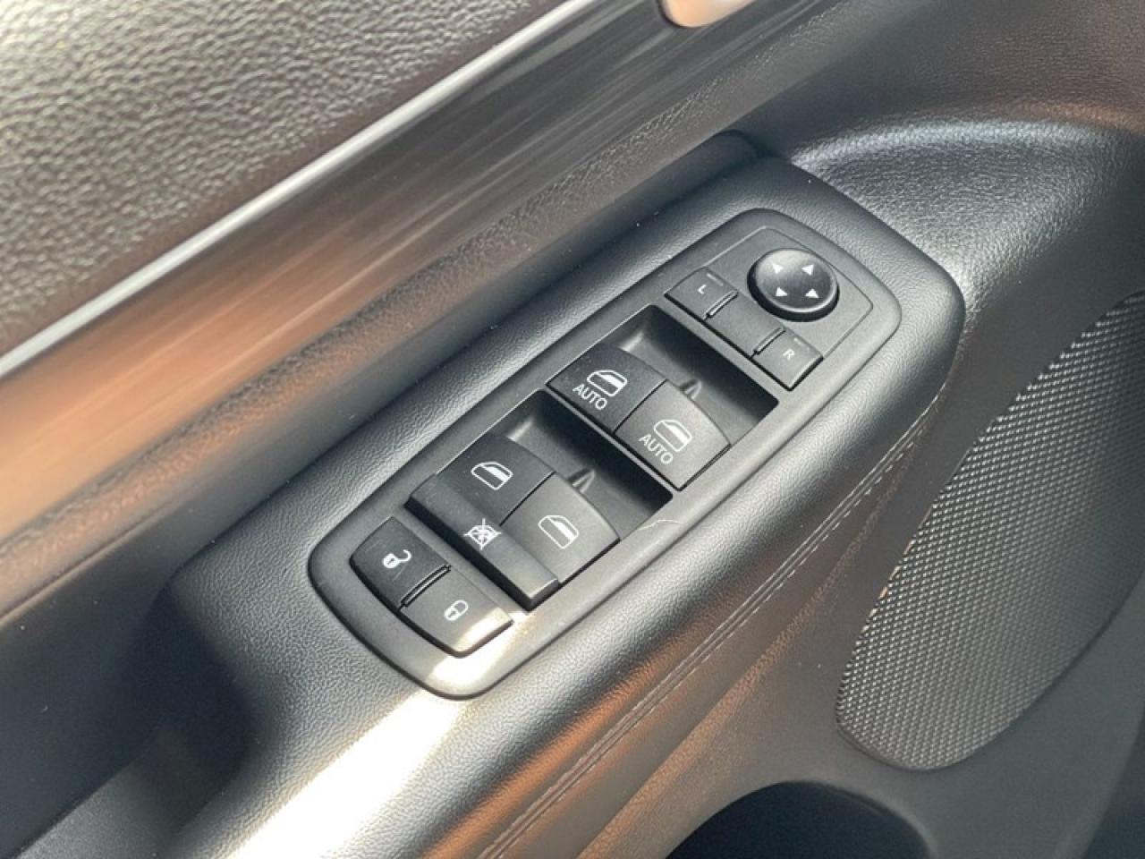 2021 Jeep Grand Cherokee Laredo Photo