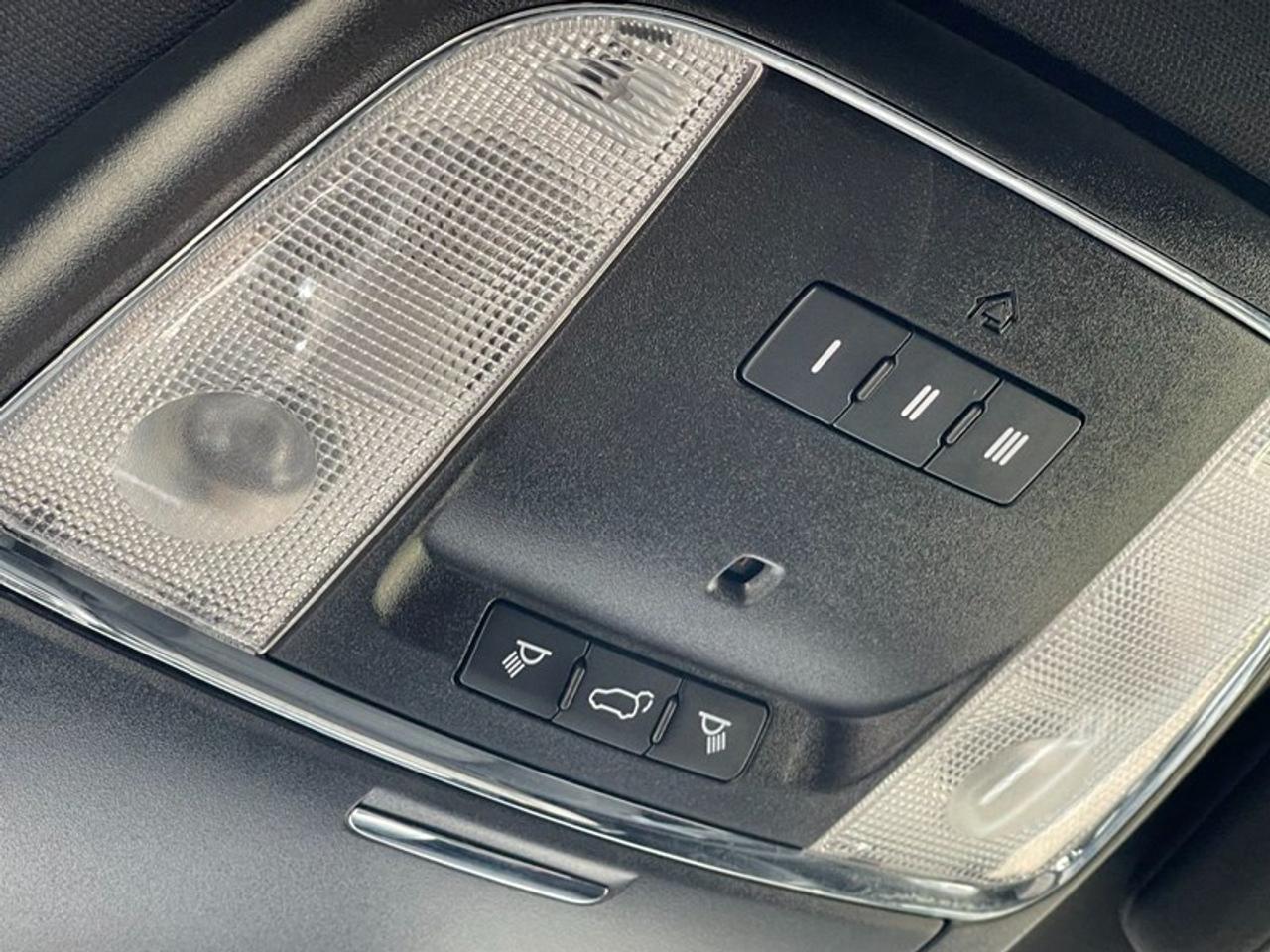 2021 Jeep Grand Cherokee Laredo Photo