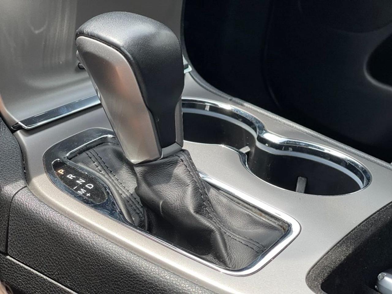 2021 Jeep Grand Cherokee Laredo Photo