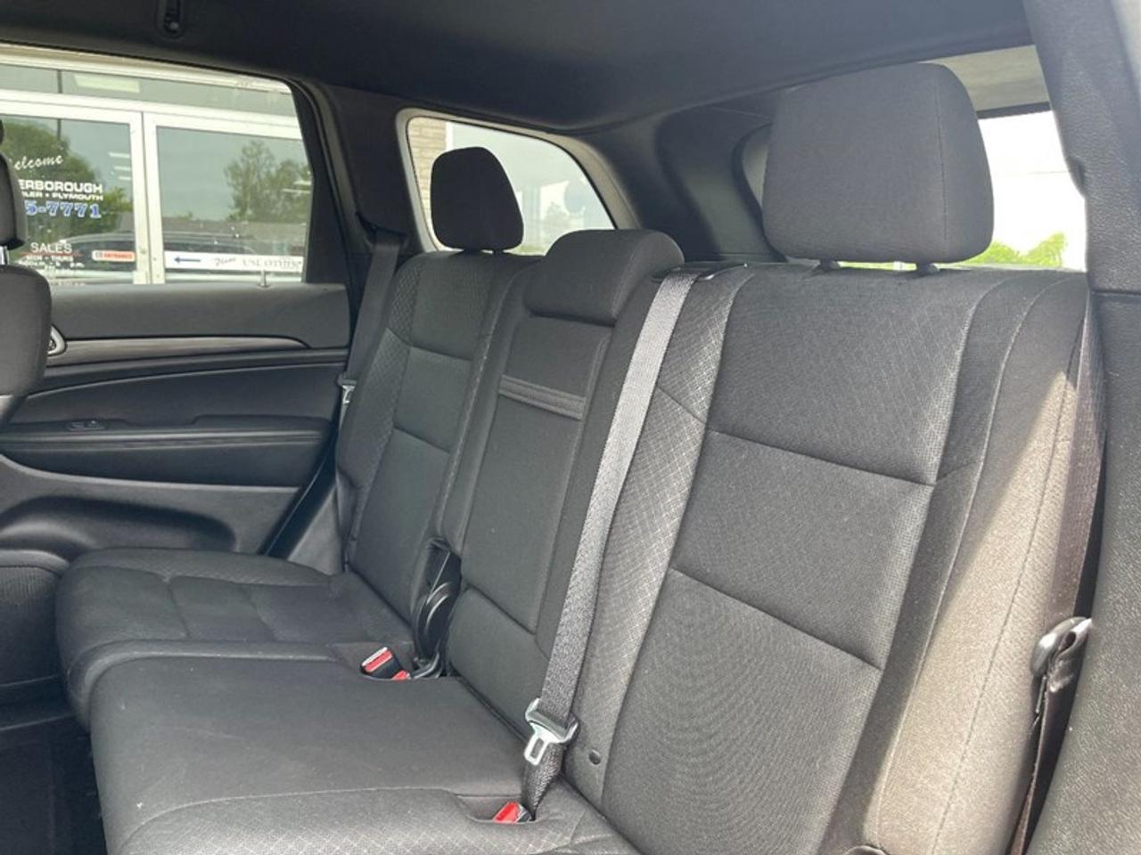 2021 Jeep Grand Cherokee Laredo Photo
