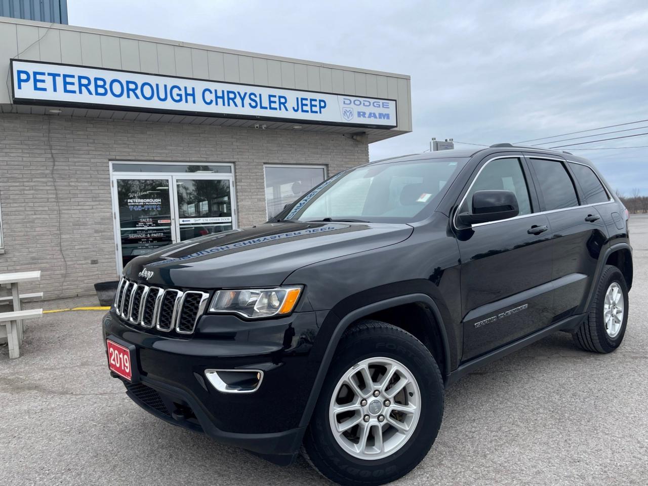 2019 Jeep Grand Cherokee LAREDO  4X4 Photo0