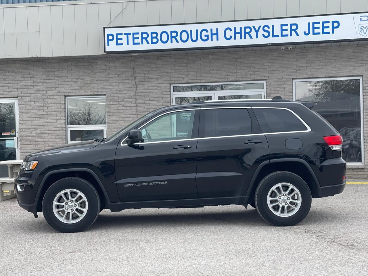 2019 Jeep Grand Cherokee LAREDO  4X4 Photo