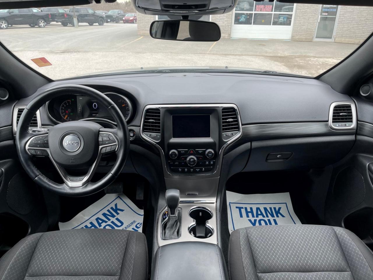 2019 Jeep Grand Cherokee LAREDO  4X4 Photo