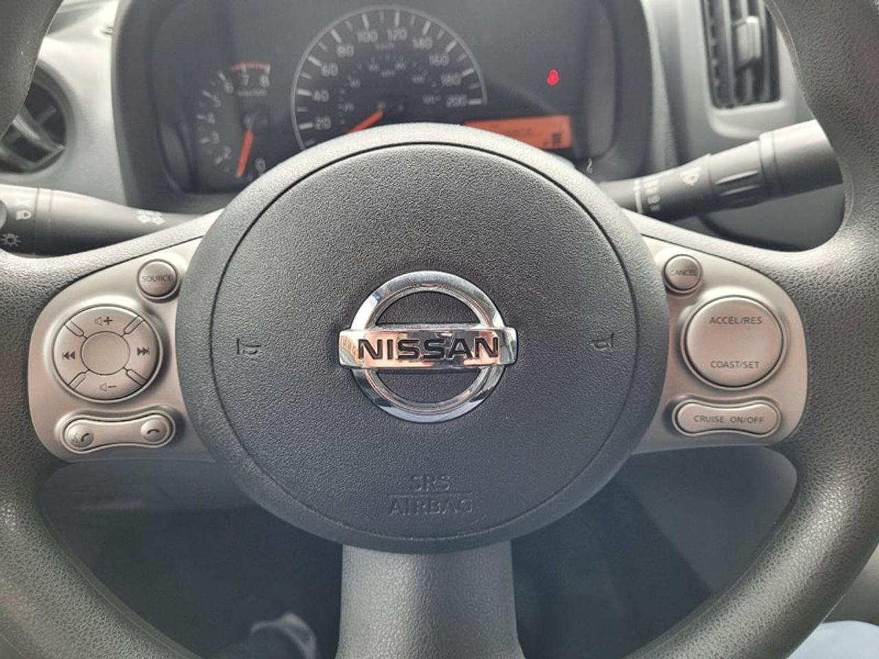 2015 Nissan NV200 SV Photo