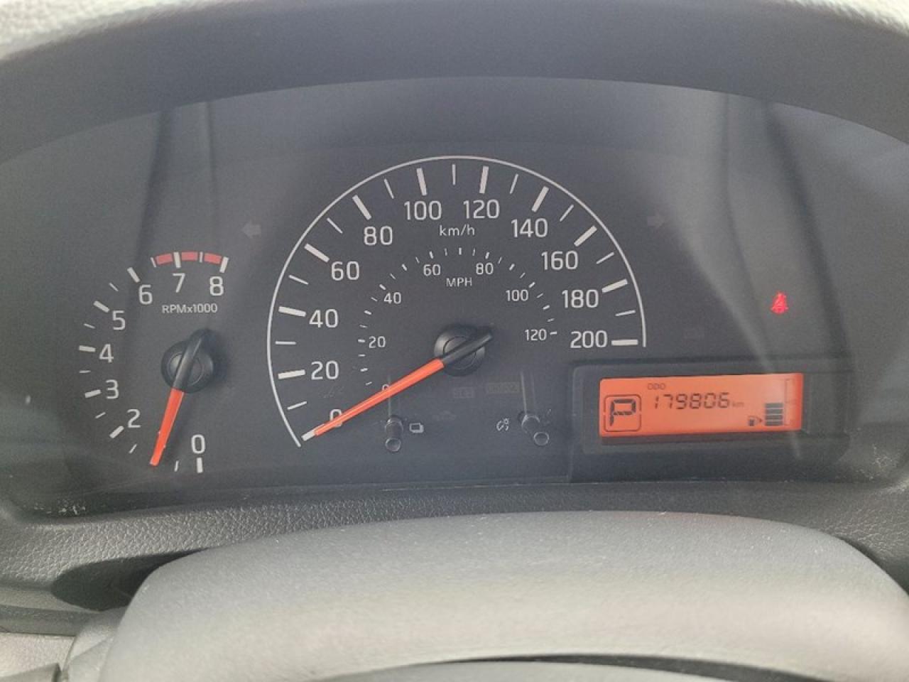 2015 Nissan NV200 SV Photo