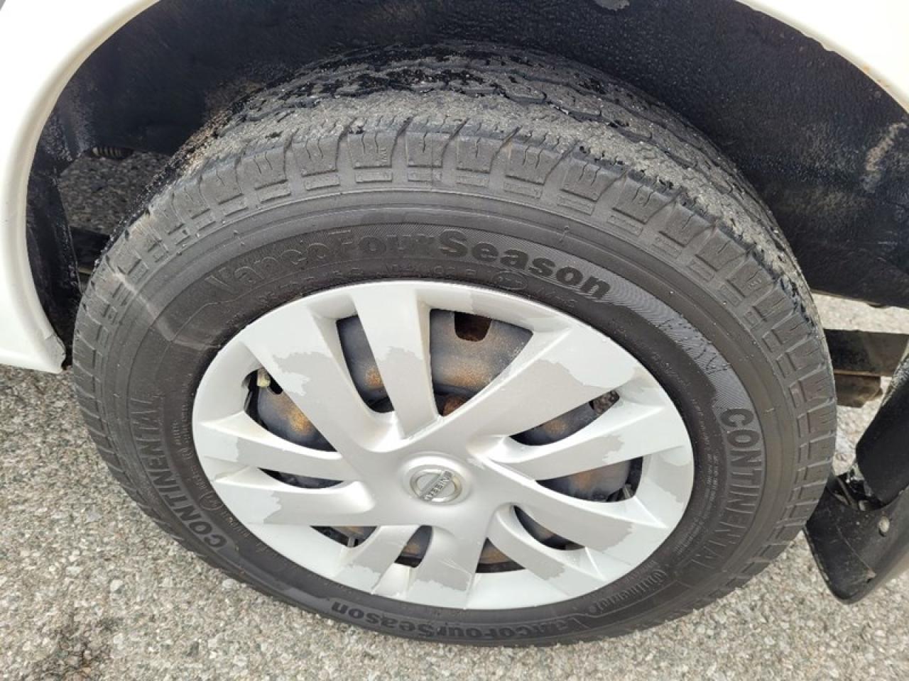 2015 Nissan NV200 SV Photo