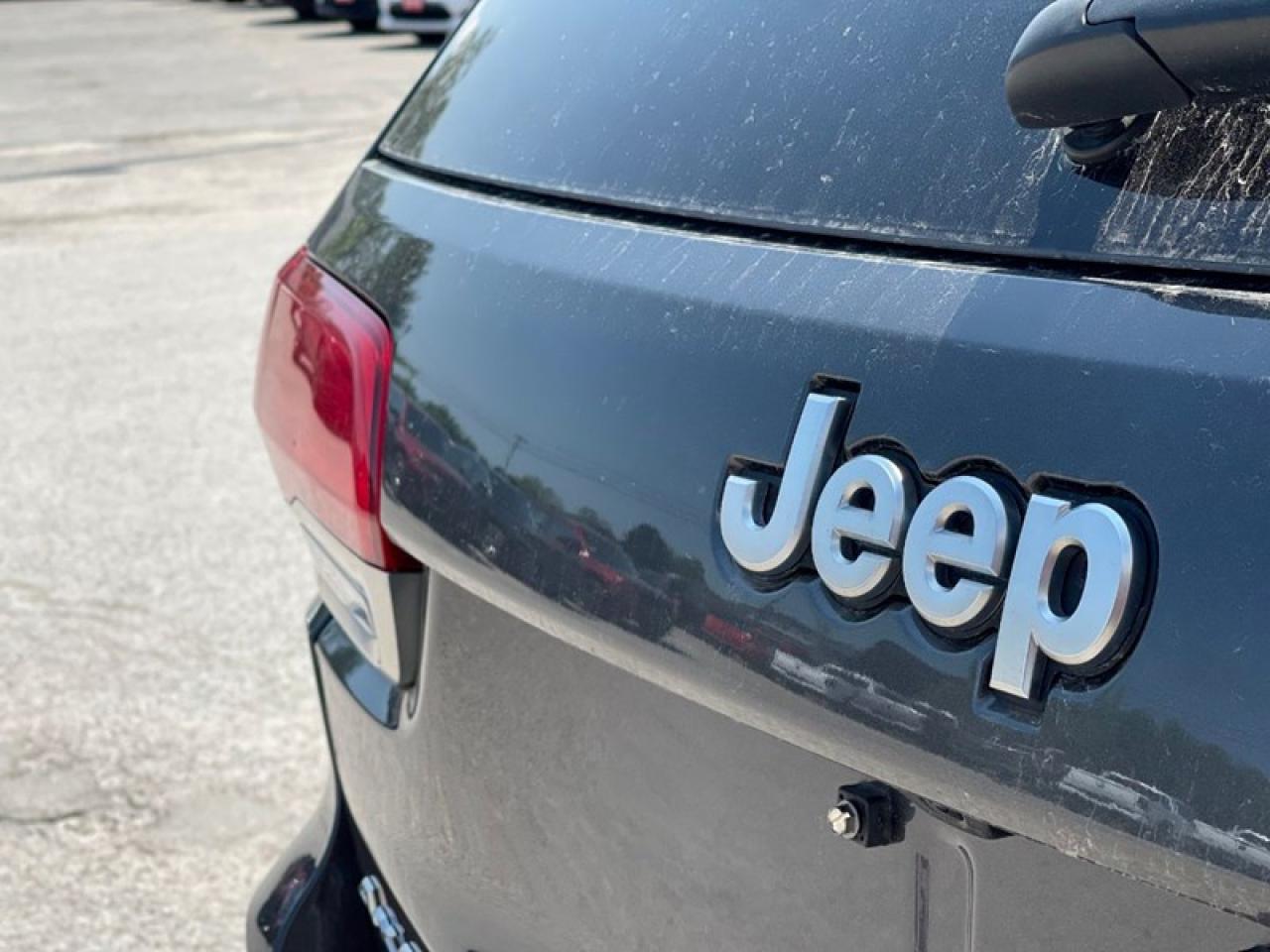 2021 Jeep Grand Cherokee Summit Photo