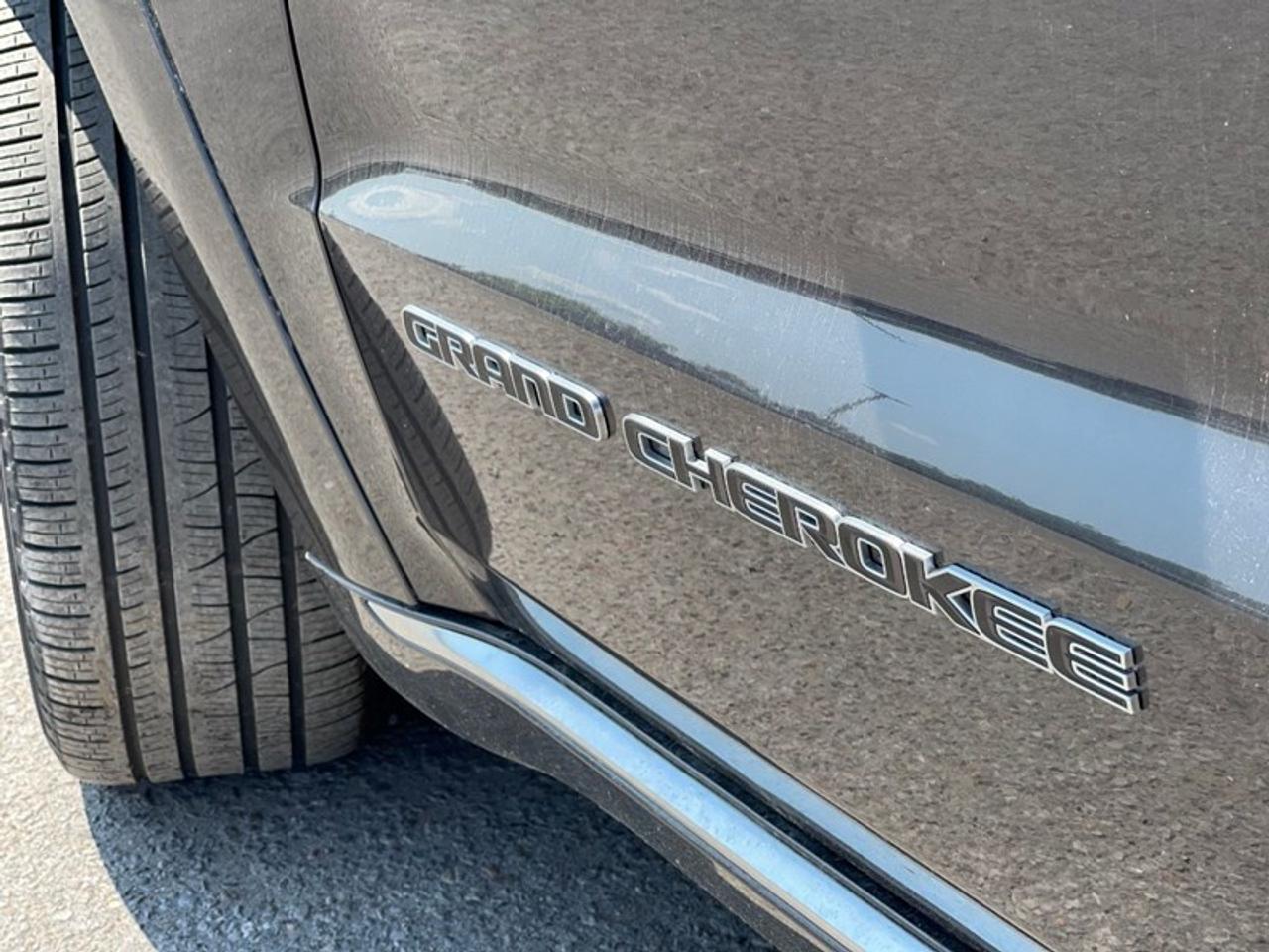 2021 Jeep Grand Cherokee Summit Photo