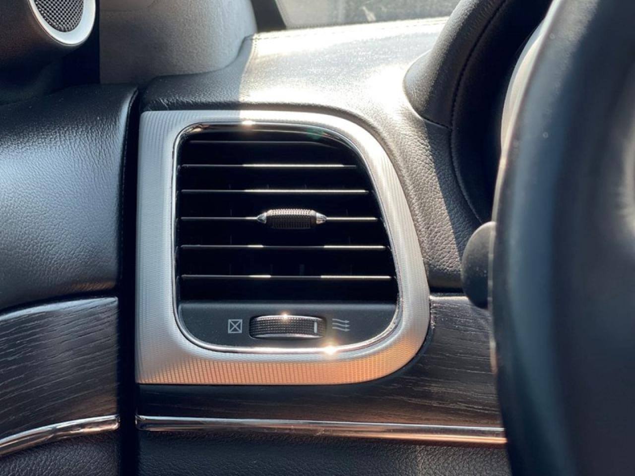 2021 Jeep Grand Cherokee Summit Photo