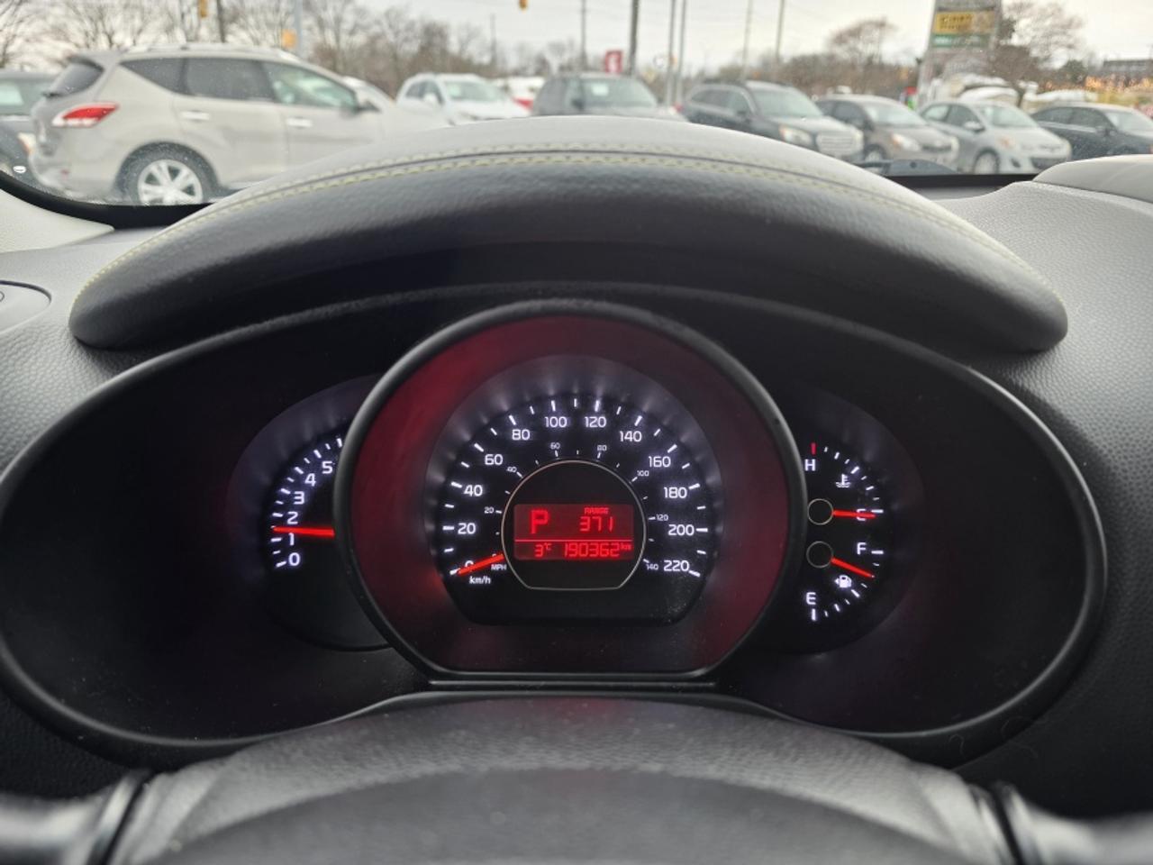 2015 Kia Soul BACK-UP CAMERA | CLEAN CARFAX | 2-SET OF WHEELS Photo