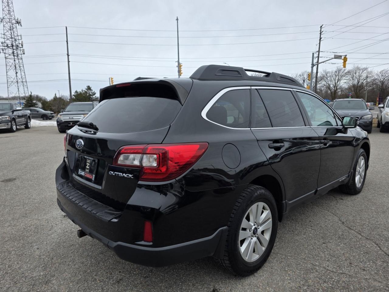 2016 Subaru Outback CLEAN CARFAX | LEATHER | NAVIGATION | BACK-UP CAME Photo