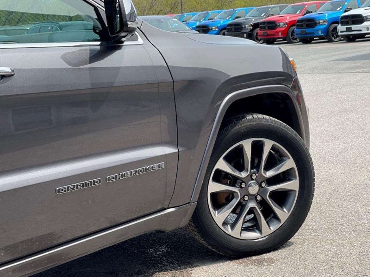 2017 Jeep Grand Cherokee OVERLAND 4X4 Photo