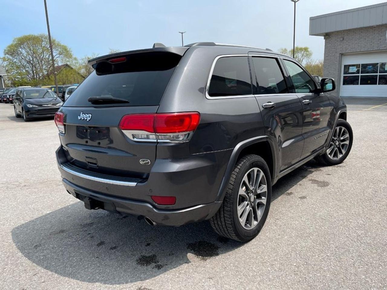 2017 Jeep Grand Cherokee OVERLAND 4X4 Photo