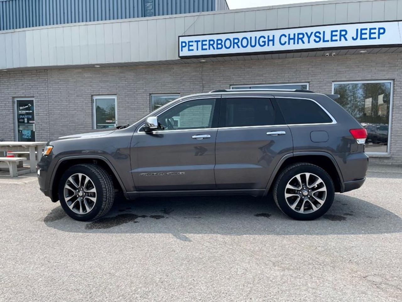 2017 Jeep Grand Cherokee OVERLAND 4X4 Photo