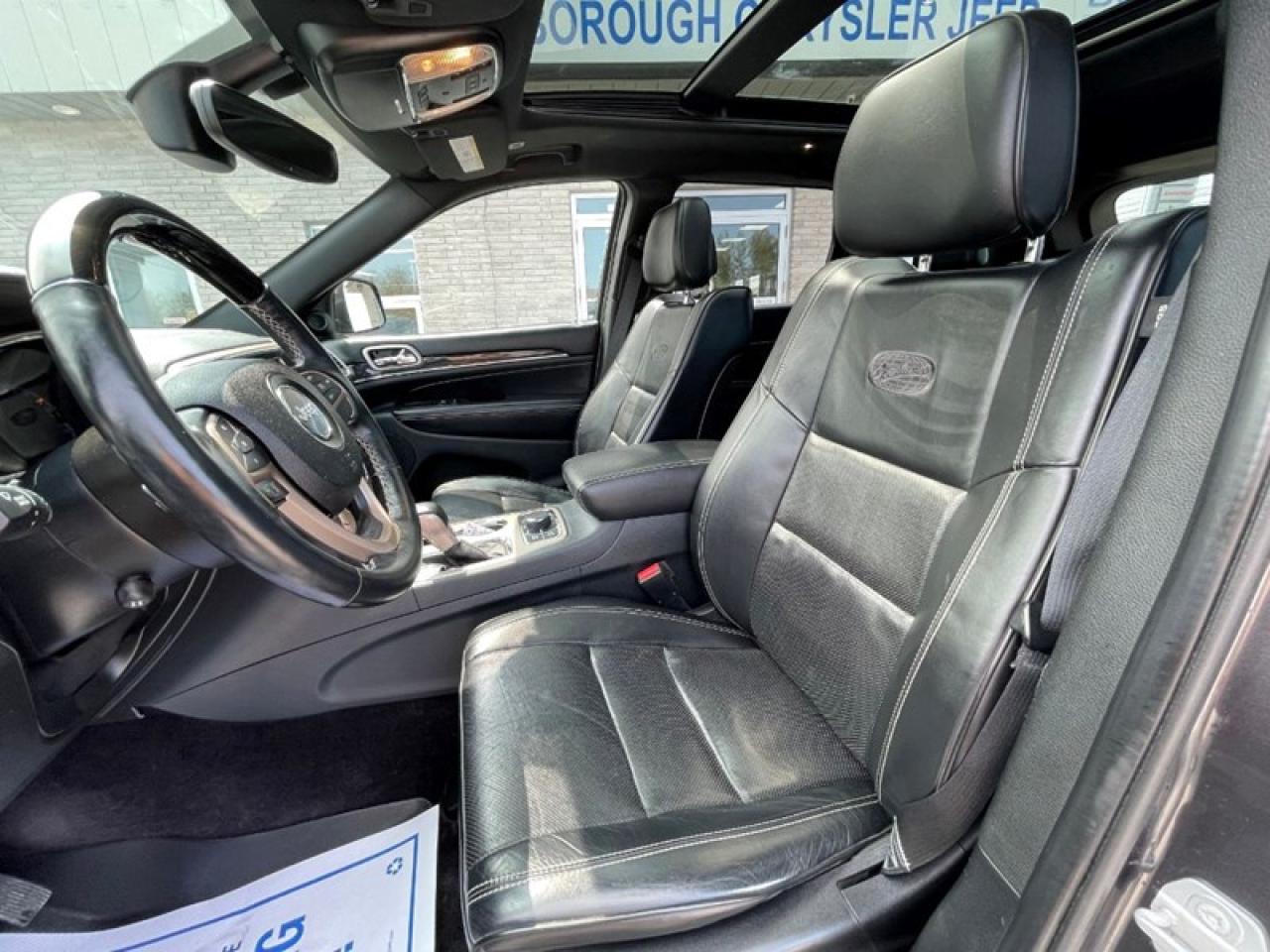 2017 Jeep Grand Cherokee OVERLAND 4X4 Photo