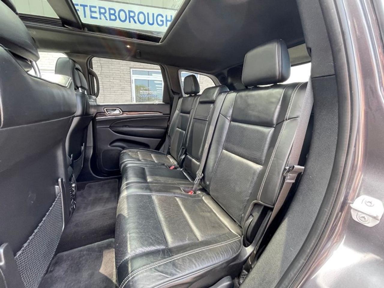 2017 Jeep Grand Cherokee OVERLAND 4X4 Photo