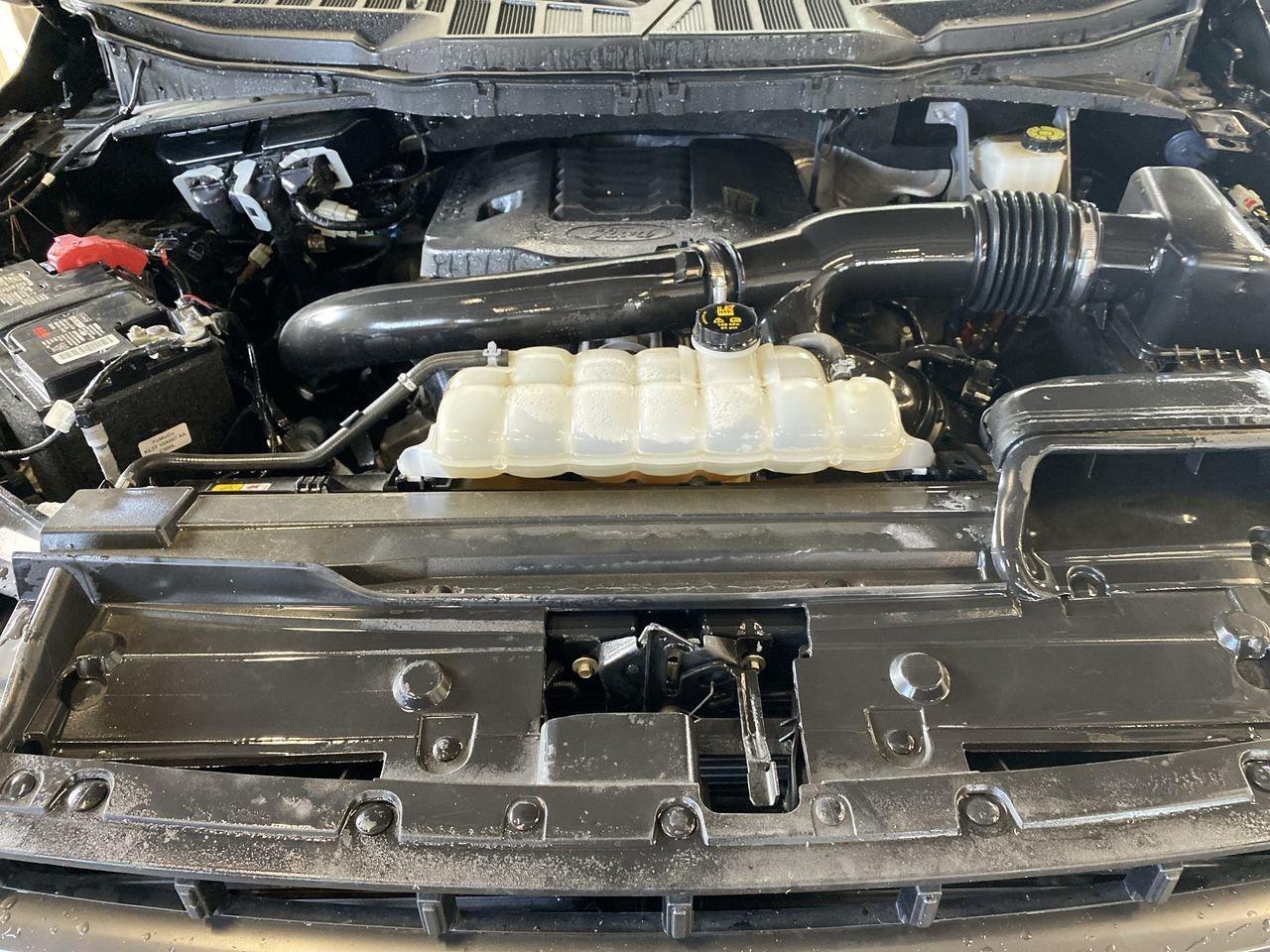 2022 Ford F-150 Lariat Photo