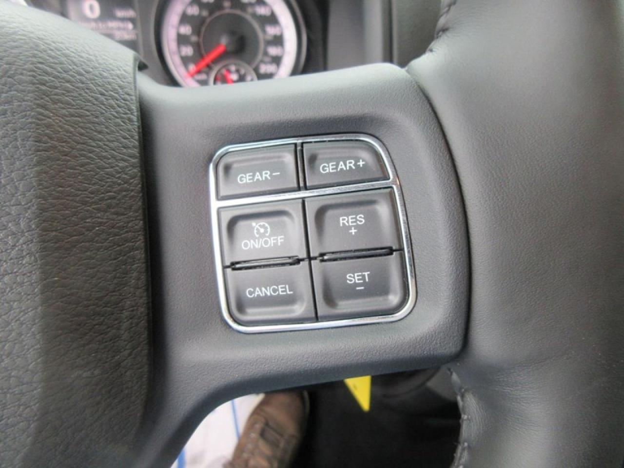 2022 RAM 1500 Classic NIGHT EDITION CREW CAB Photo