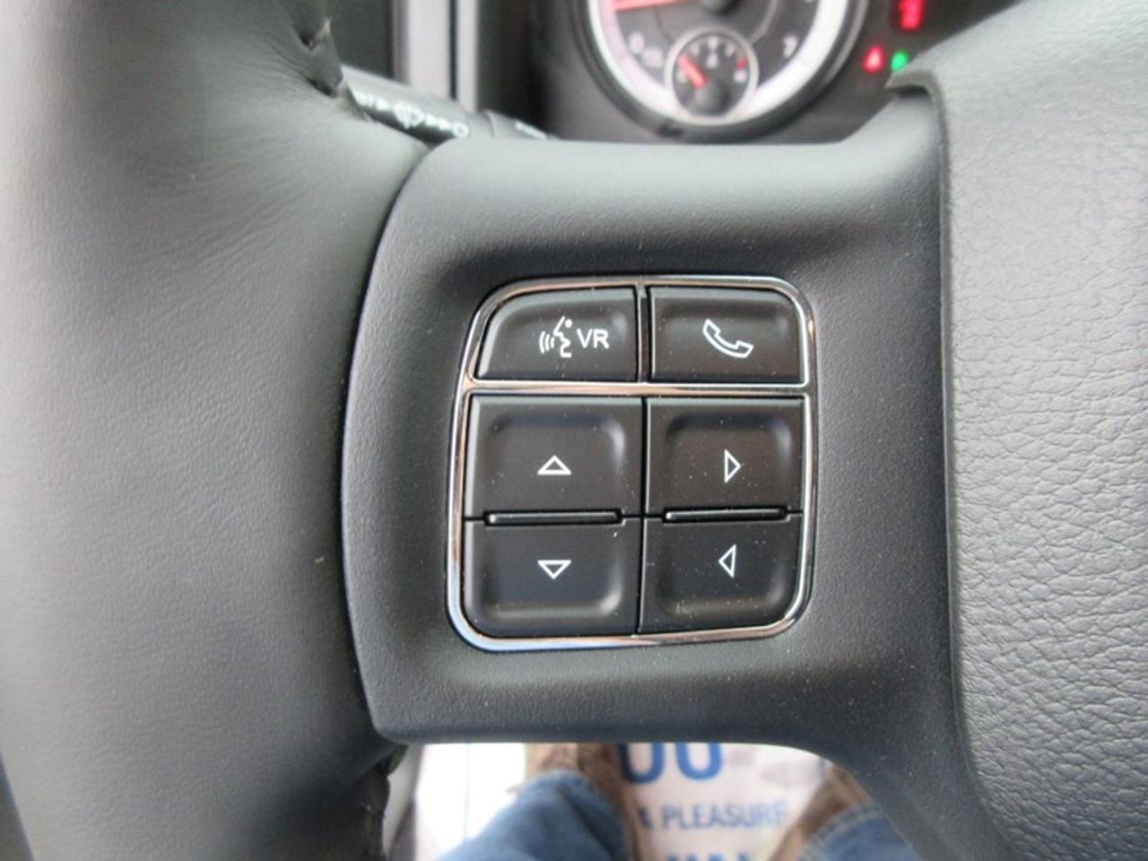 2022 RAM 1500 Classic NIGHT EDITION CREW CAB Photo