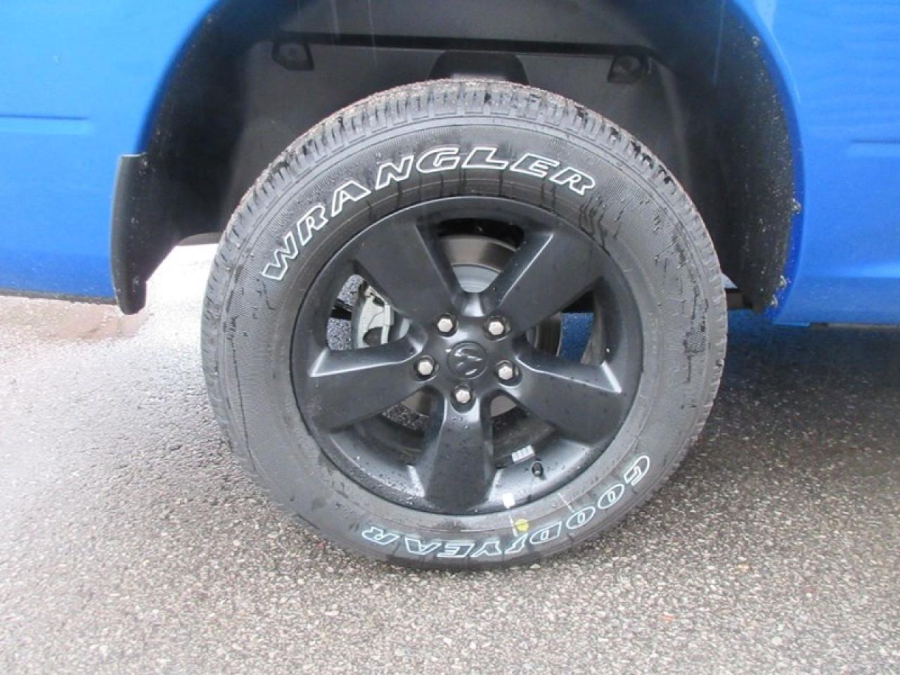 2022 RAM 1500 Classic NIGHT EDITION CREW CAB Photo