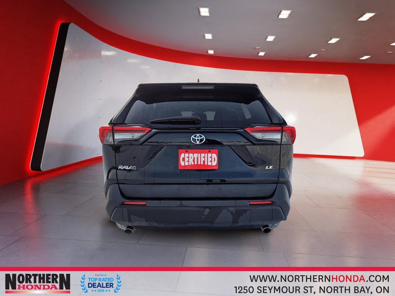 2019 Toyota RAV4 LE FWD Photo