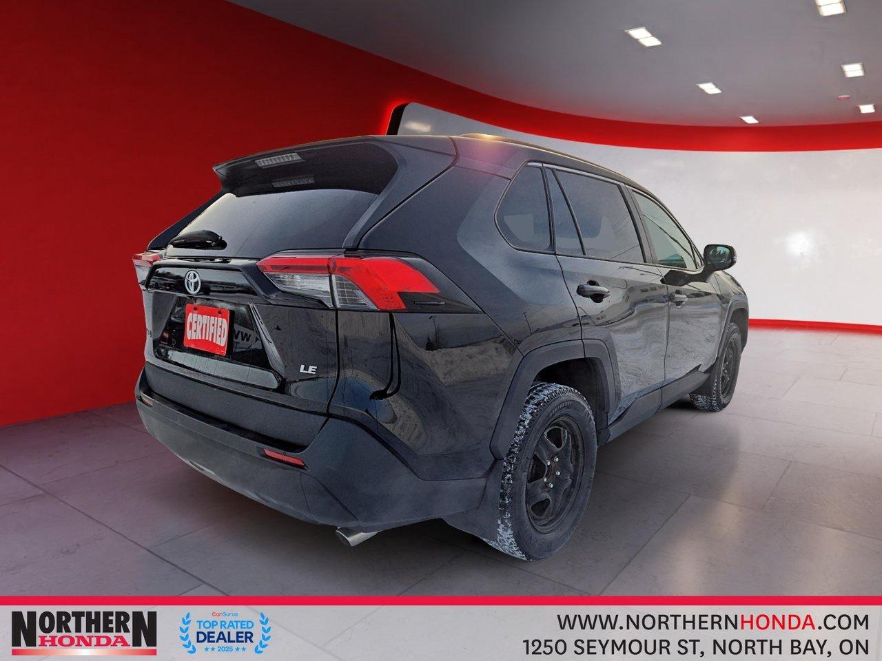 2019 Toyota RAV4 LE FWD Photo