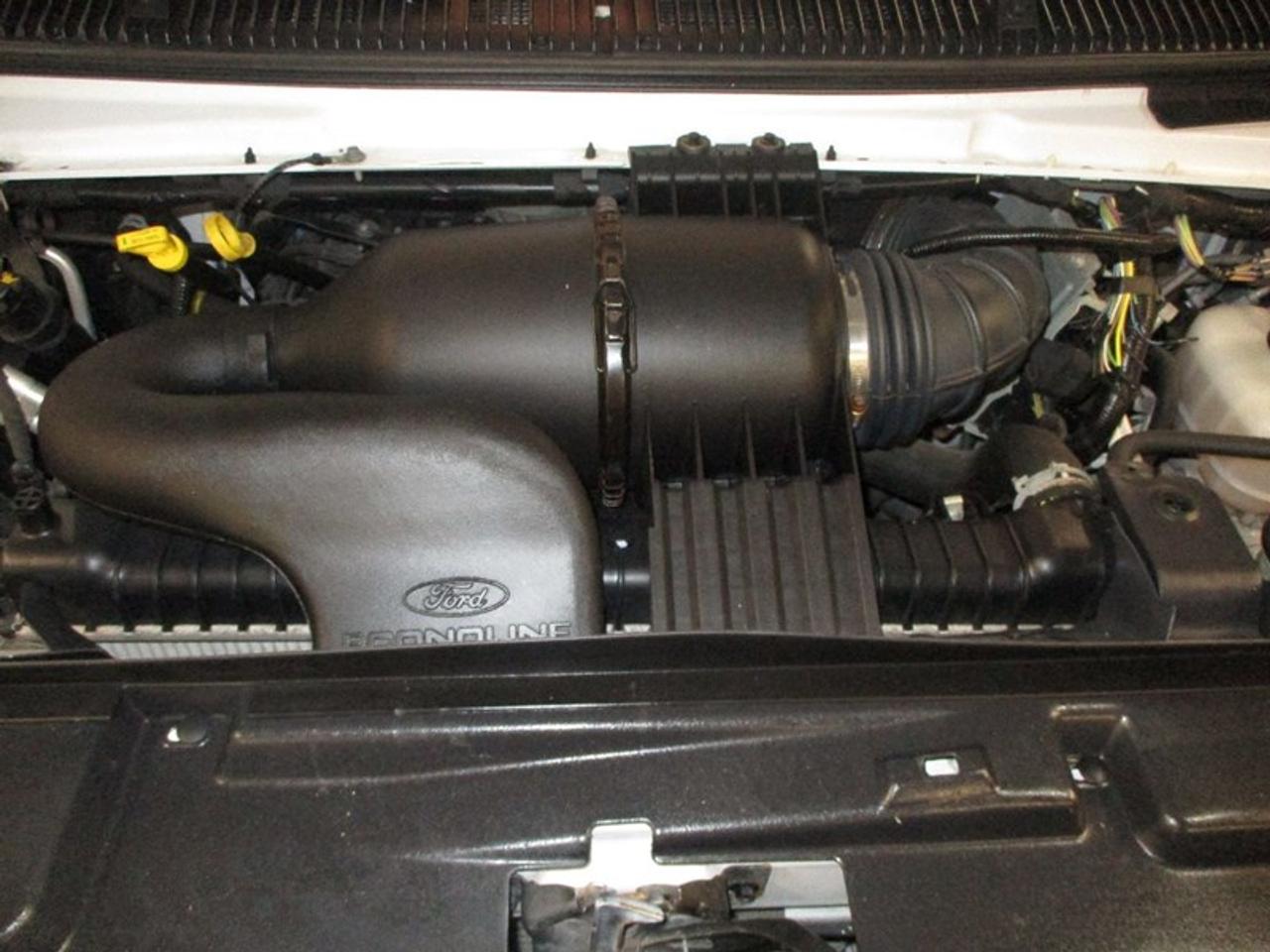 2019 Ford Econoline E-450 Photo