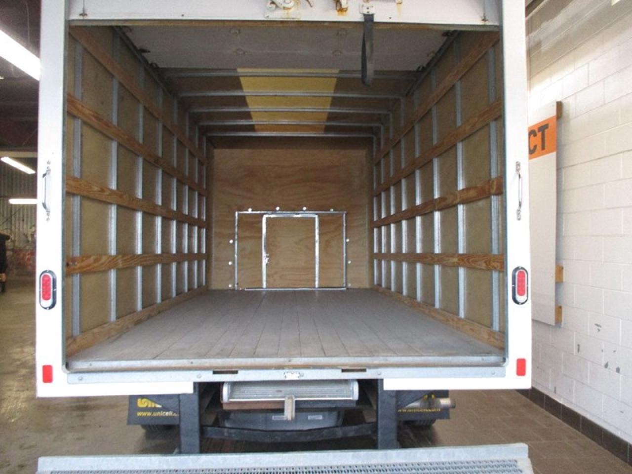 2019 Ford Econoline E-450 Photo