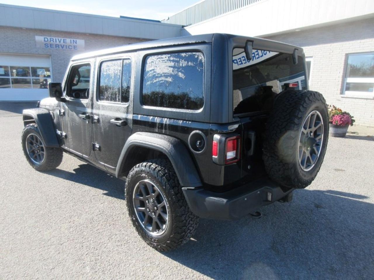 2019 Jeep Wrangler UNLIMITED SPORT Photo2