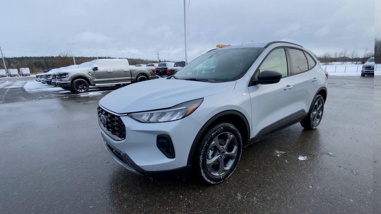 2026 Ford Escape ST-Line Photo3