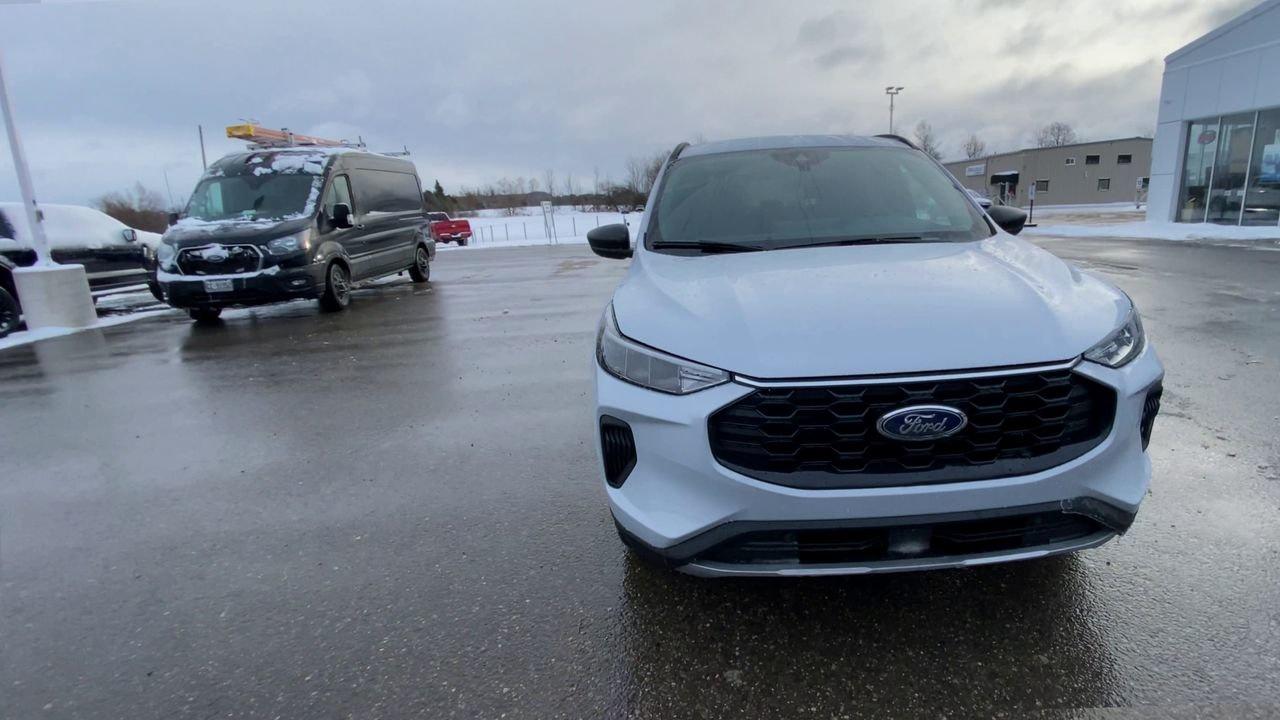 2026 Ford Escape ST-Line Photo