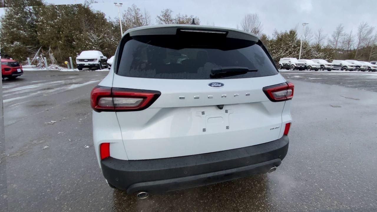 2026 Ford Escape ST-Line Photo
