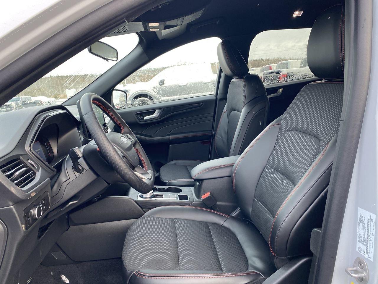 2026 Ford Escape ST-Line Photo