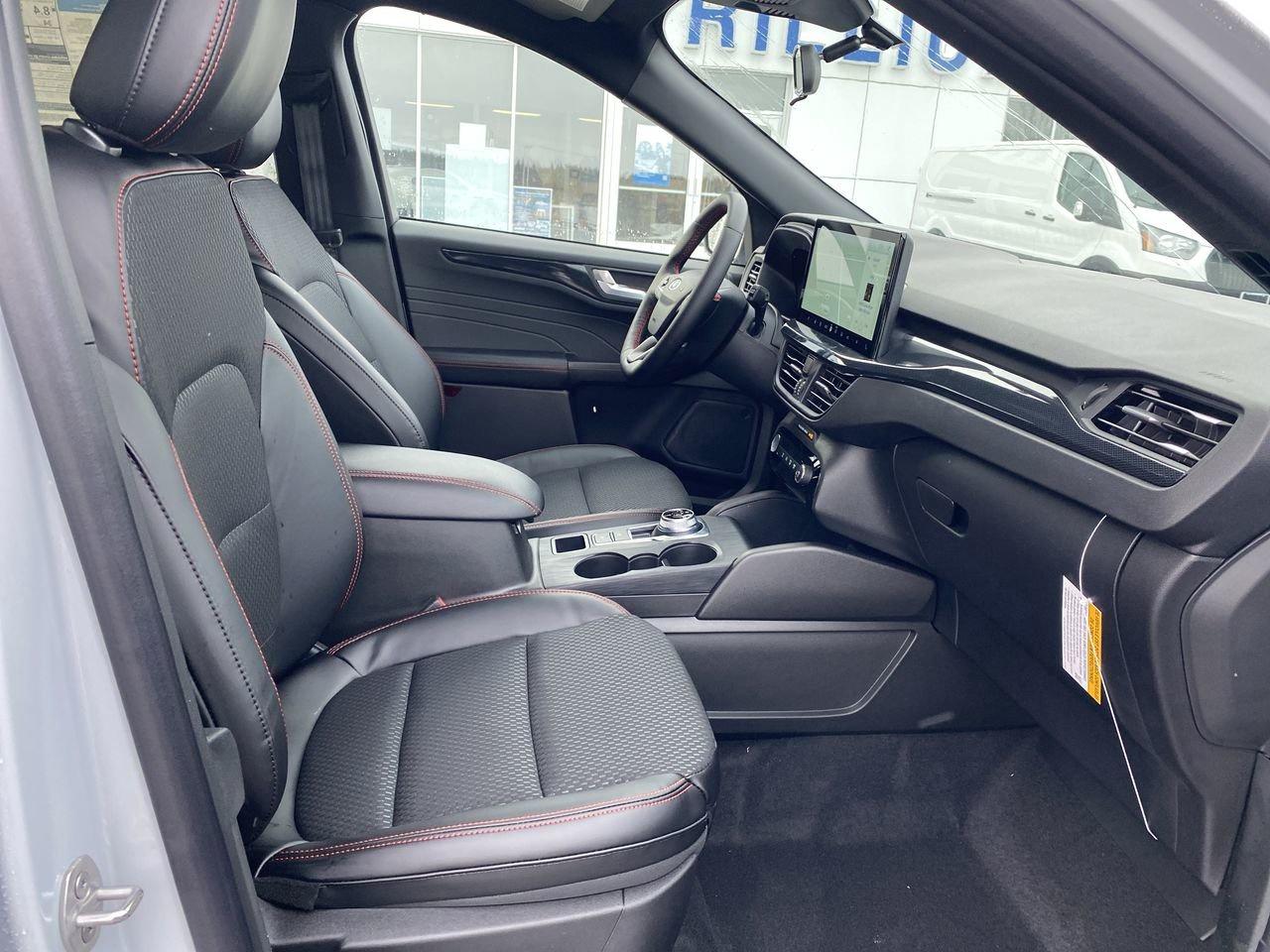 2026 Ford Escape ST-Line Photo