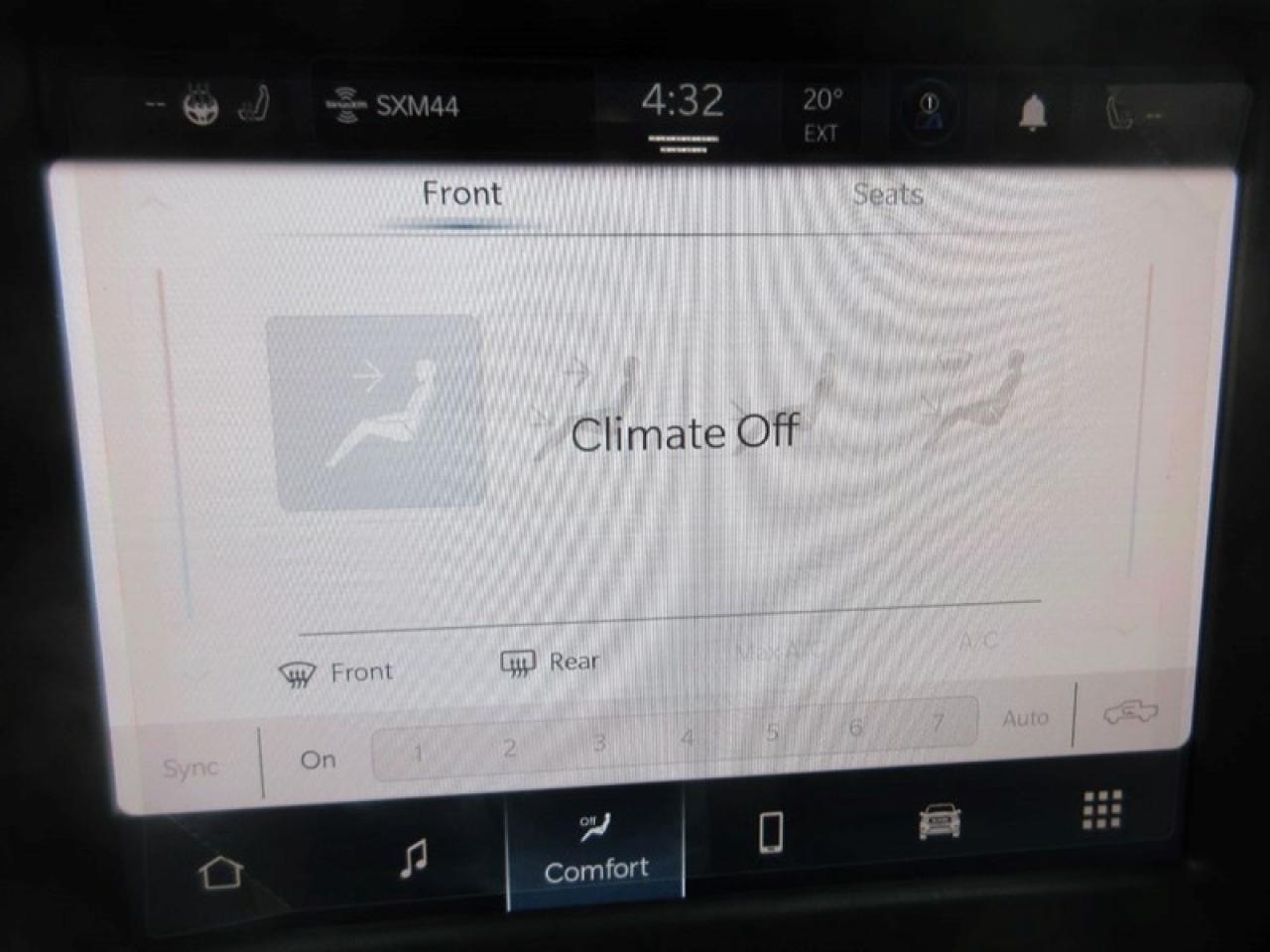 2022 RAM 1500 Classic NIGHT EDITION CREW CAB Photo