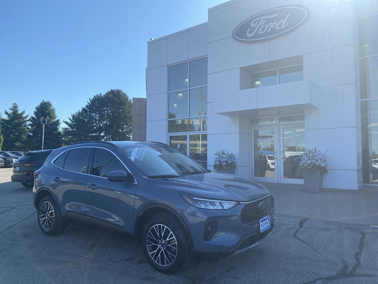 2025 Ford Escape PHEV Photo0