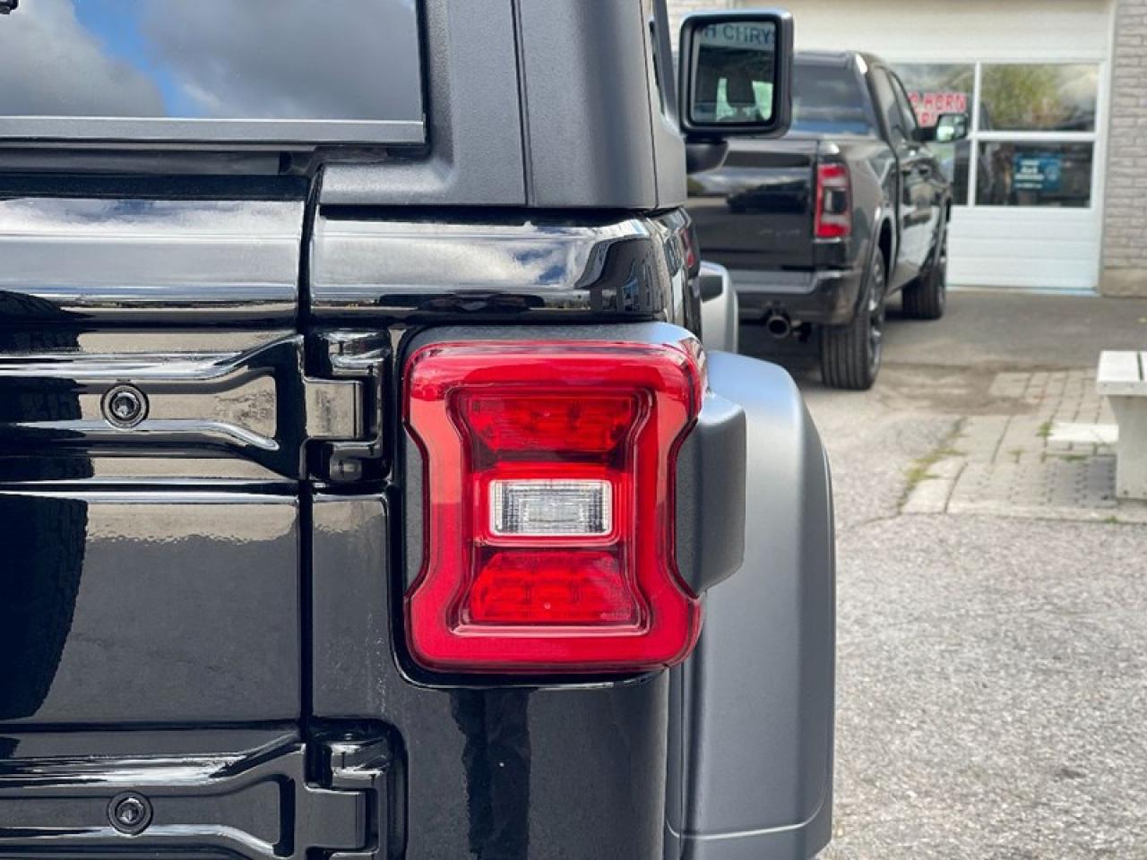 2021 Jeep Wrangler Sport S Photo