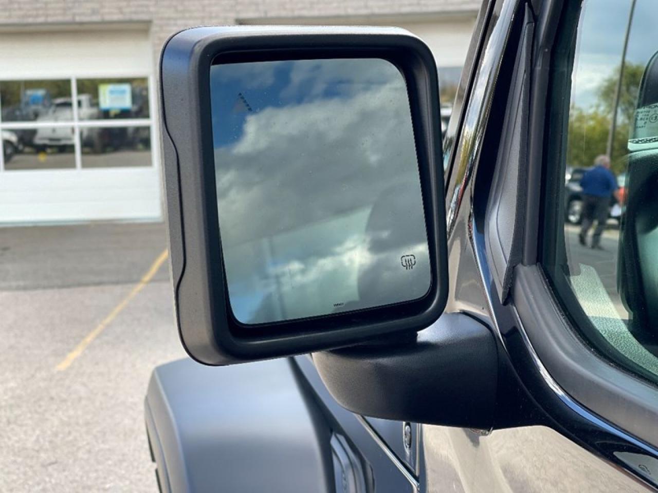 2021 Jeep Wrangler Sport S Photo