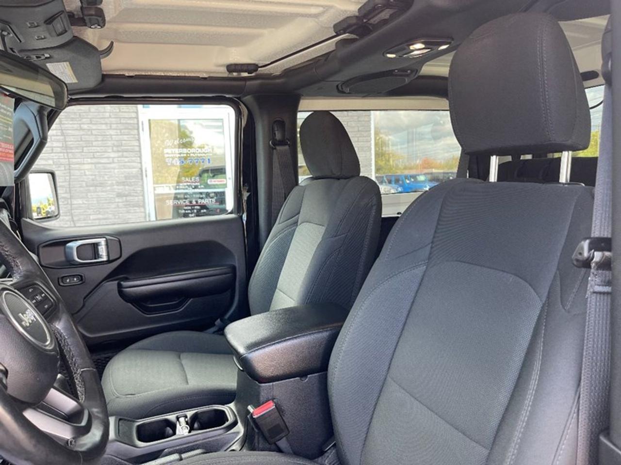 2021 Jeep Wrangler Sport S Photo