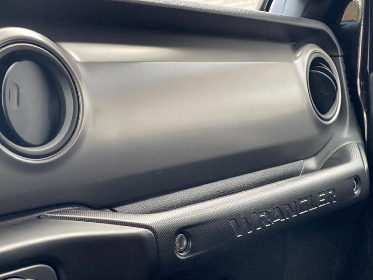 2021 Jeep Wrangler Sport S Photo