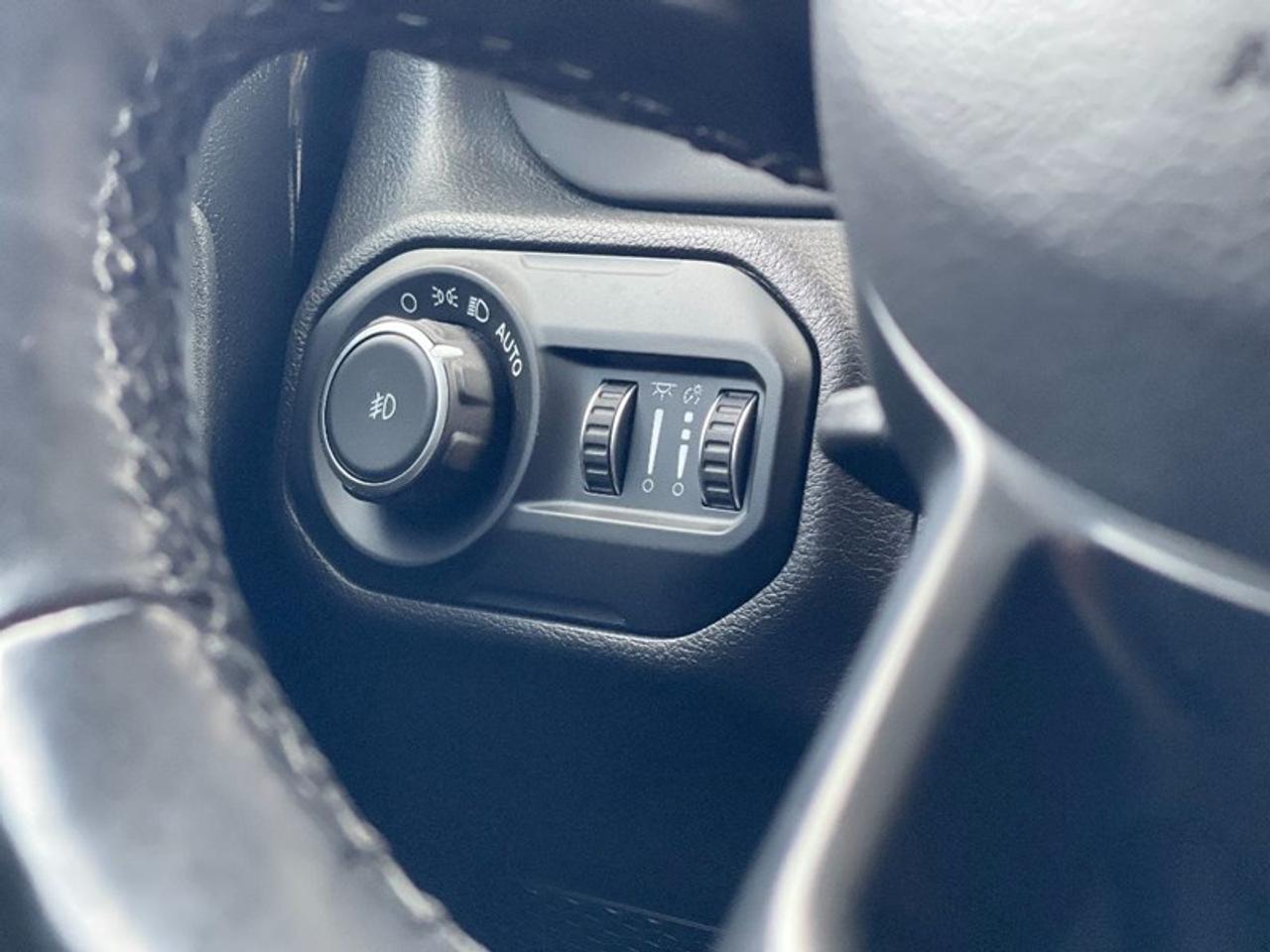2021 Jeep Wrangler Sport S Photo