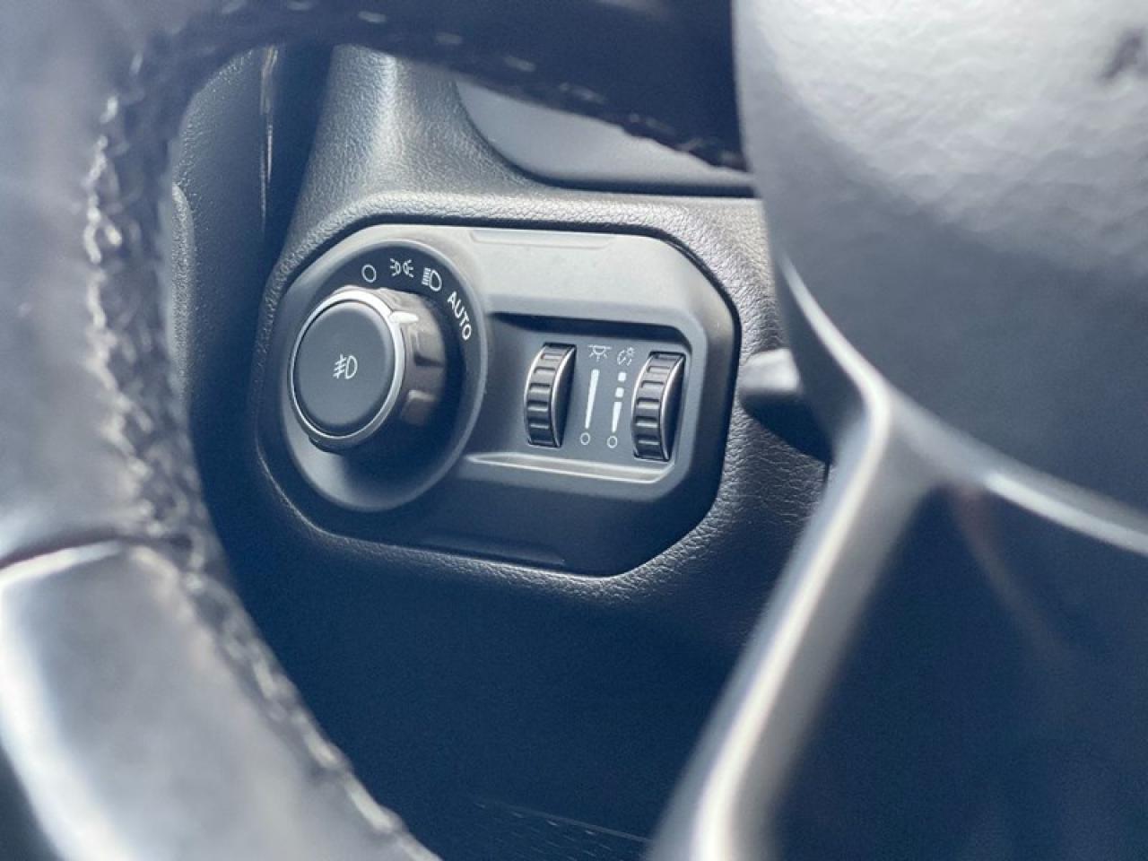 2021 Jeep Wrangler Sport S Photo