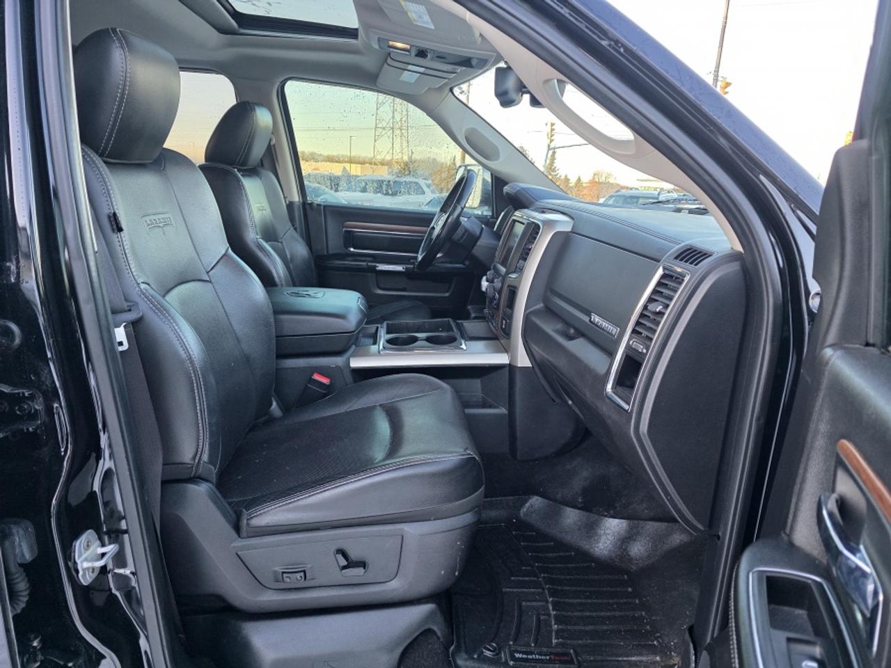 2014 RAM 1500 LARAMIE | LOADED | NAVIGATION | BACK-UP CAMERA | H Photo
