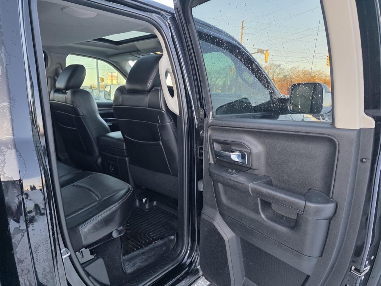 2014 RAM 1500 LARAMIE | LOADED | NAVIGATION | BACK-UP CAMERA | H Photo